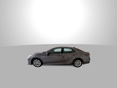 Used 2022 Toyota Camry LE w/ Cold Weather Package AWD/4WD image 5