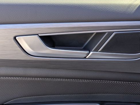 New 2025 Volkswagen Atlas Cross Sport SE image 26