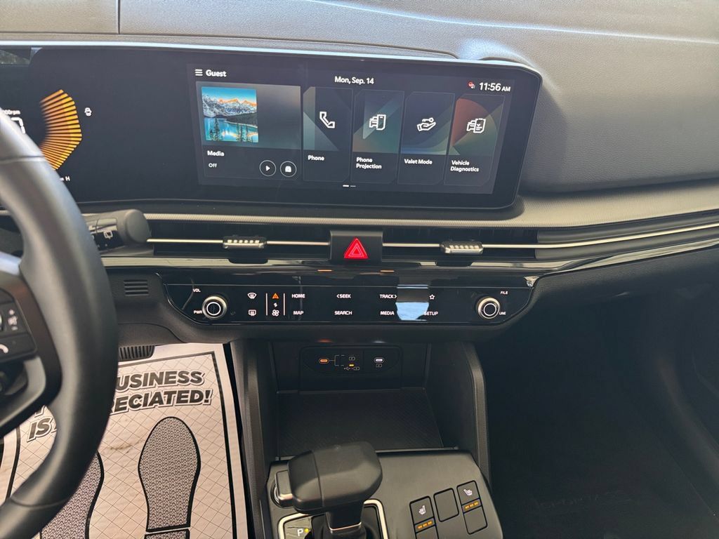 Certified 2026 Kia Sportage LX AWD/4WD image 22