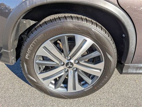 Used 2020 Mitsubishi Outlander Sport ES image 11