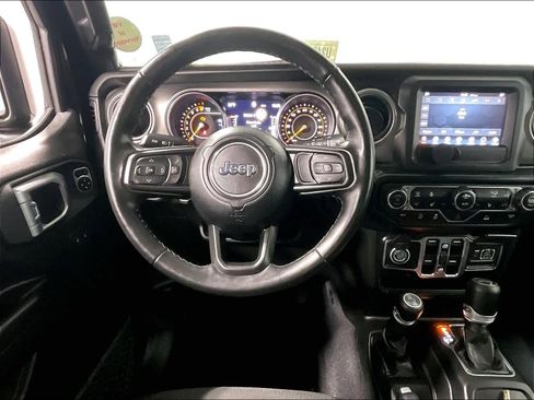 Used 2021 Jeep Wrangler Unlimited Sport AWD/4WD image 17