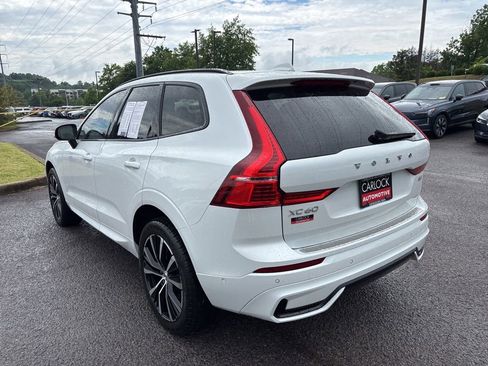 Used 2023 Volvo XC60 B5 Plus w/ Climate Package FWD image 4