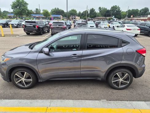 Used 2022 Honda HR-V EX image 9