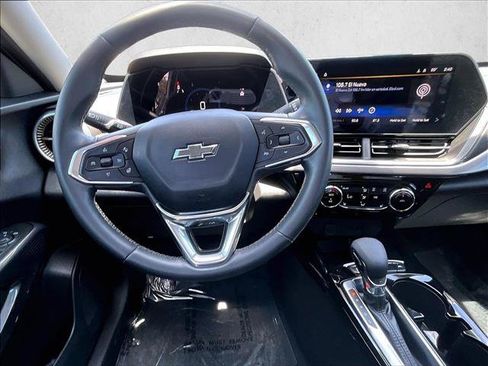 Used 2024 Chevrolet Trax ACTIV FWD image 7