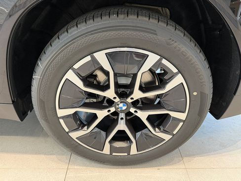 New 2026 BMW X3 xDrive30i w/ Premium Package AWD/4WD image 7