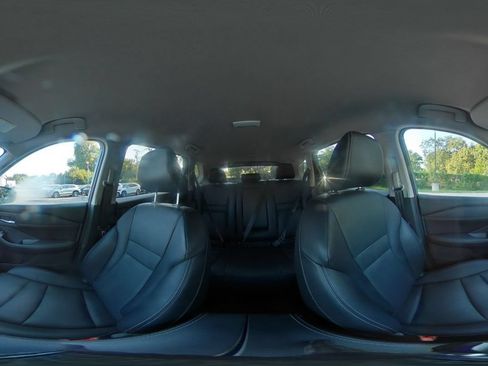 Used 2026 Nissan Rogue SL FWD image 40