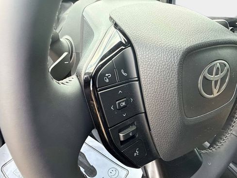 Used 2026 Toyota bZ FWD image 27