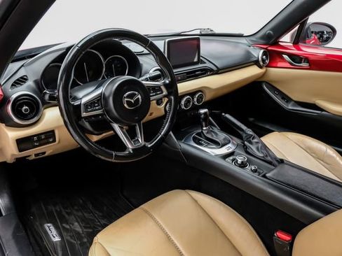 Used 2016 MAZDA MX-5 Miata Grand Touring image 3