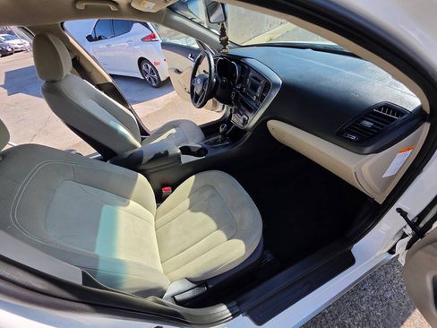 Used 2012 Kia Optima Hybrid FWD image 33