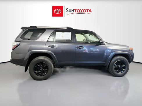 Used 2023 Toyota 4Runner SR5 Premium w/ Moonroof Package RWD image 2