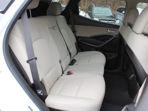 Used 2017 Hyundai Santa Fe Sport image 27