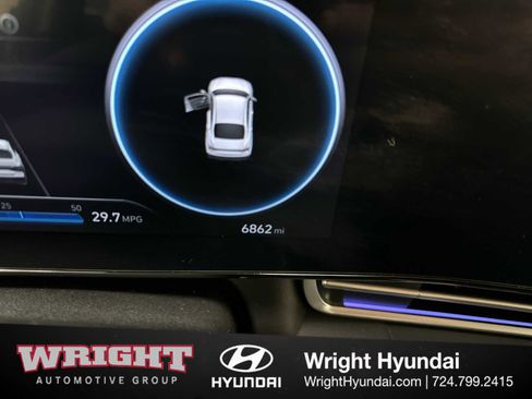 Certified 2025 Hyundai Elantra SEL image 24