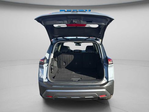 Used 2023 Nissan Rogue SL w/ SL Premium Package image 15