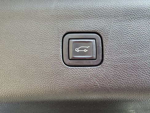 Used 2021 Buick Enclave Avenir w/ Avenir Technology Package image 8