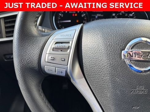 Used 2016 Nissan Rogue SL w/ SL Premium Package image 17