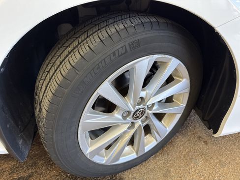 Used 2023 Toyota Camry LE FWD image 11