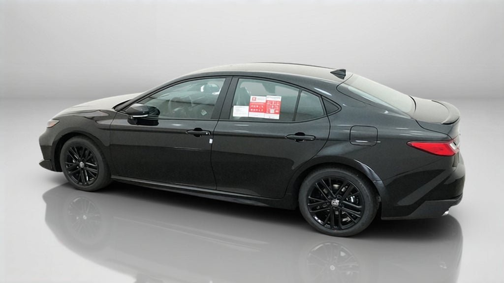 New 2026 Toyota Camry SE FWD image 4