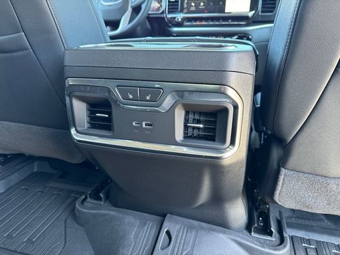 Used 2026 GMC Sierra 1500 SLT w/ SLT Premium Plus Package AWD/4WD image 19