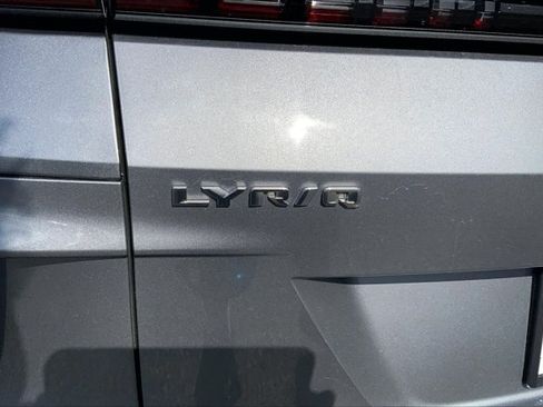 Used 2024 Cadillac Lyriq Luxury AWD/4WD image 7