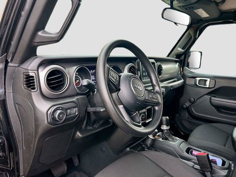 Used 2022 Jeep Wrangler Unlimited Sport AWD/4WD image 24