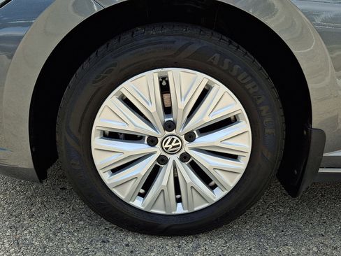 Used 2019 Volkswagen Jetta S w/ Driver Assistance Package FWD image 9