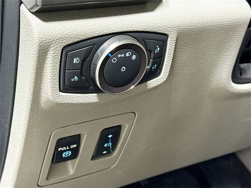 Used 2019 Ford F150 XLT w/ Equipment Group 302A Luxury image 12