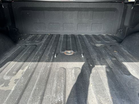 Used 2013 RAM 2500 Tradesman w/ Chrome Appearance Group image 12