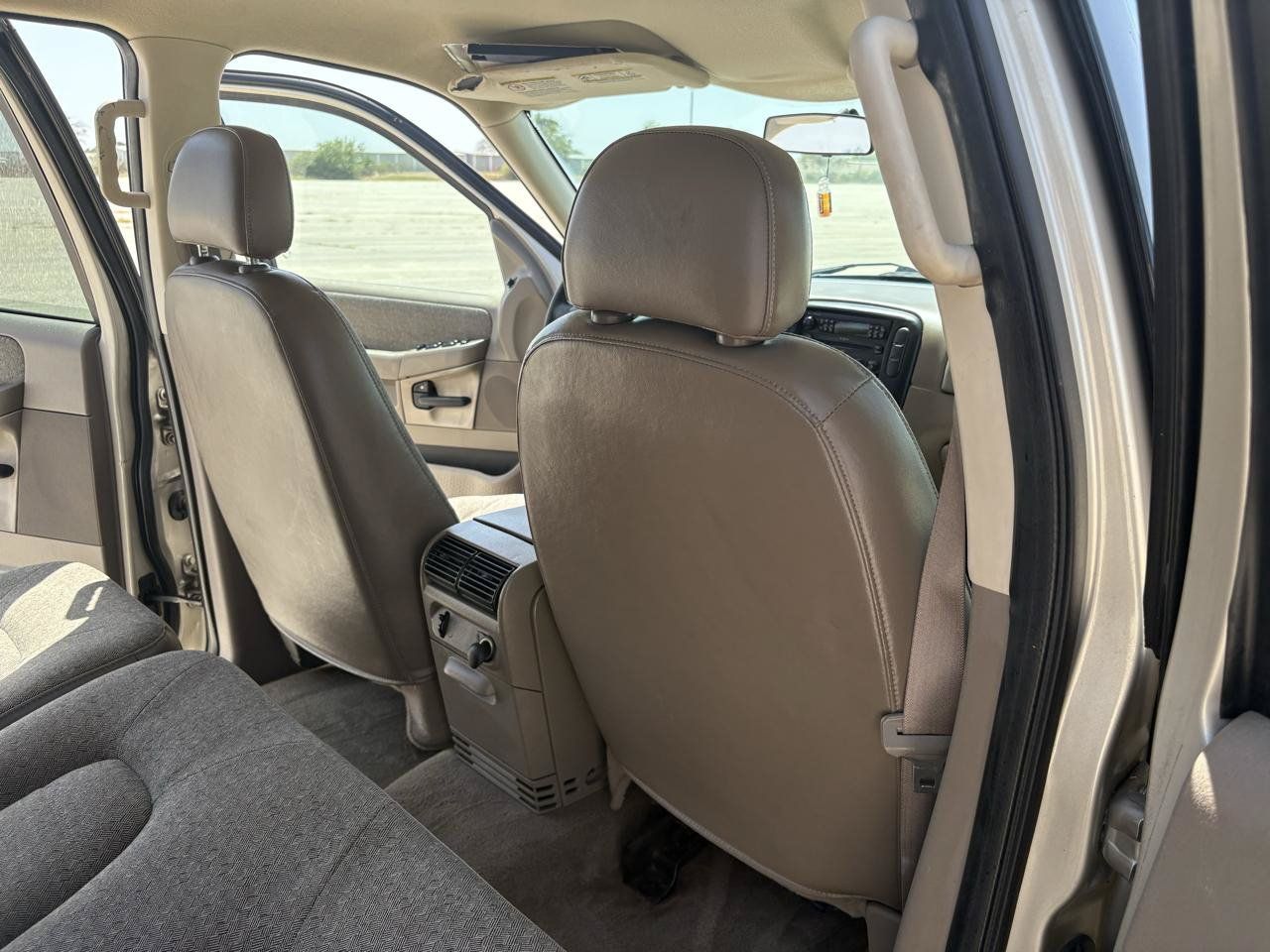 Used 2004 Ford Explorer XLS RWD image 23