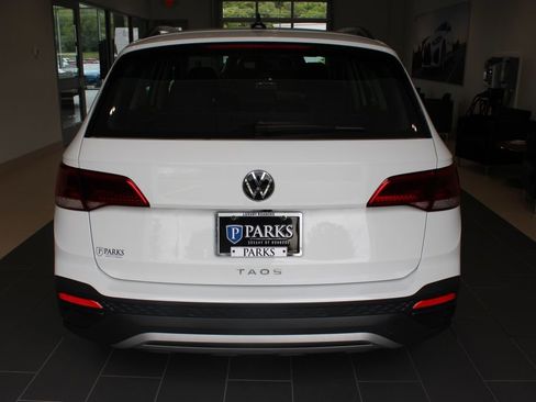 Used 2024 Volkswagen Taos S FWD image 26