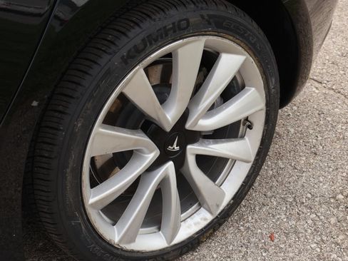 Used 2020 Tesla Model 3 Long Range AWD/4WD image 41