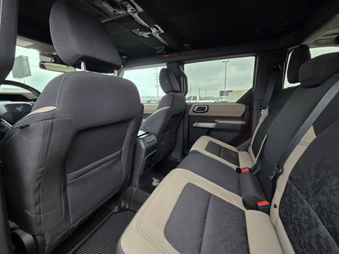 Used 2022 Ford Bronco Wildtrak image 27