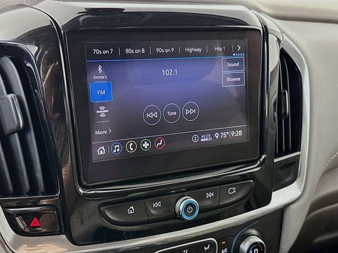 Used 2020 Chevrolet Traverse LT w/ Driver Confidence II Package AWD/4WD image 17