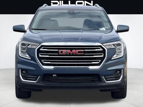 Used 2024 GMC Terrain SLT AWD/4WD image 9