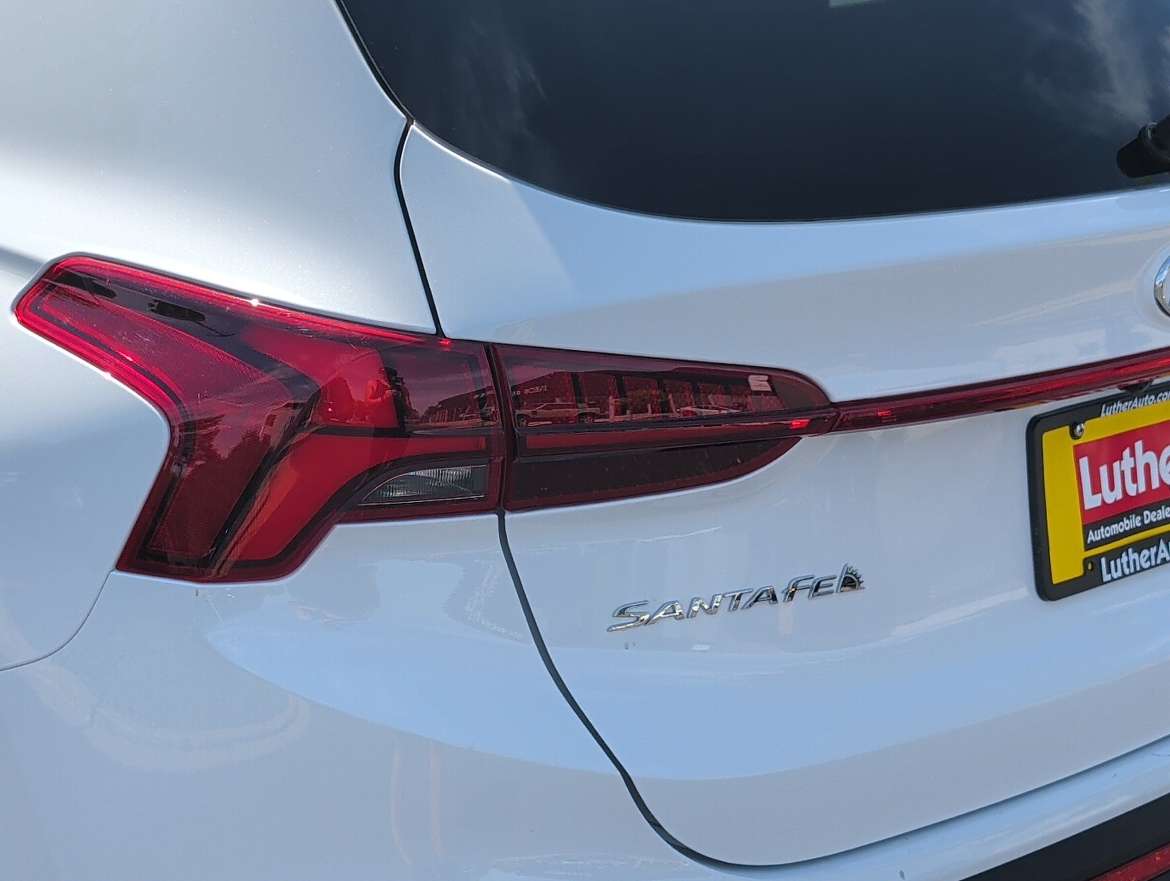 Used 2023 Hyundai Santa Fe SEL w/ Premium Package AWD/4WD image 17