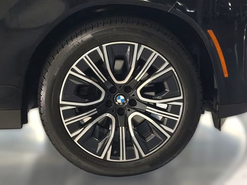 Used 2025 BMW X3 xDrive30i w/ Convenience Package AWD/4WD image 11