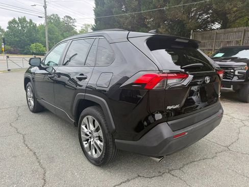 Used 2023 Toyota RAV4 XLE Premium AWD/4WD image 6
