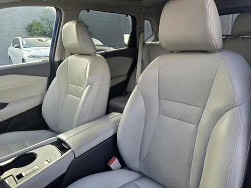 Used 2022 Nissan Rogue SL w/ SL Premium Package image 22