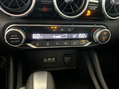 Used 2020 Nissan Sentra SR w/ Premium Package FWD image 48
