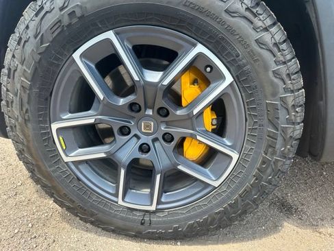 Used 2022 Rivian R1T Launch Edition AWD/4WD image 11