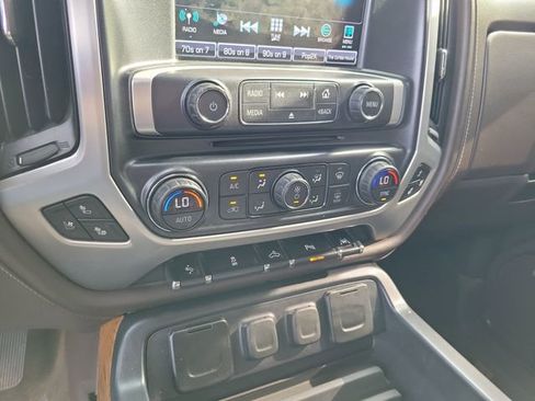 Used 2018 GMC Sierra 1500 SLT image 20