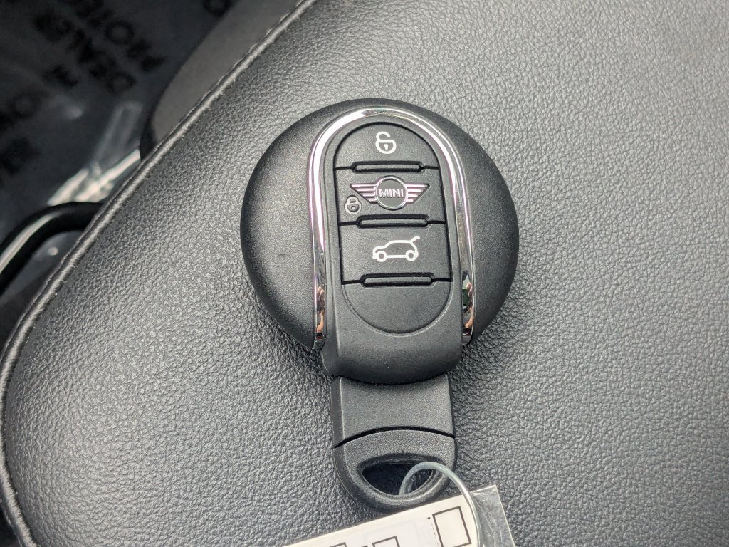 Used 2024 MINI Cooper Countryman S FWD image 16