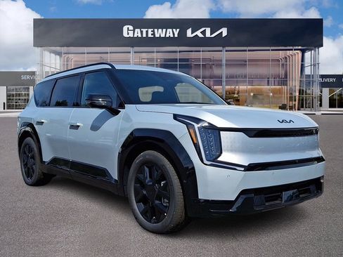 New 2026 Kia EV9 Land w/ Nightfall Edition Package image 1