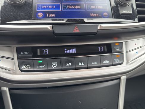 Used 2015 Honda Accord EX-L image 21