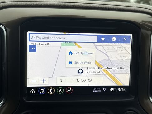 Used 2019 Chevrolet Silverado 1500 High Country w/ Technology Package image 13