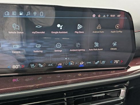 New 2026 Chevrolet Traverse RS image 22