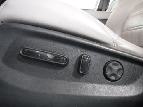 Used 2017 Honda CR-V EX-L image 17