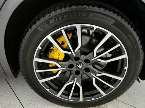 Used 2023 Maserati Grecale GT AWD/4WD image 82