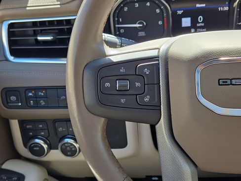 Used 2021 GMC Yukon Denali AWD/4WD image 21