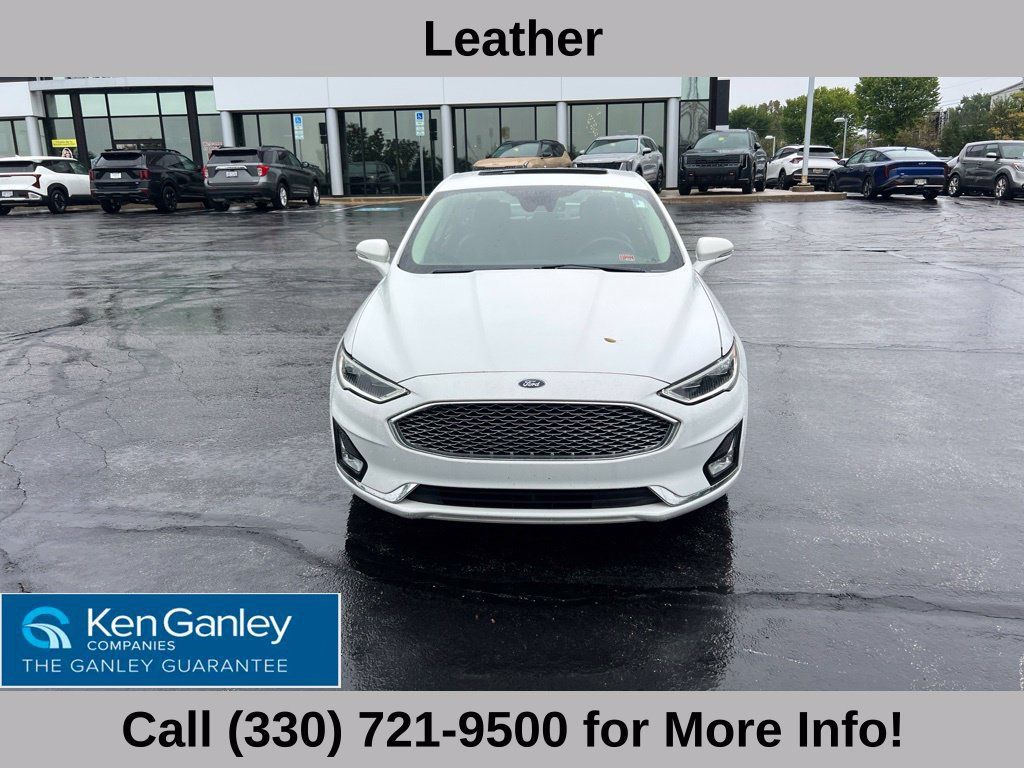 Used 2019 Ford Fusion Titanium FWD image 2