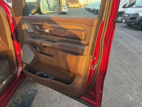 Used 2025 RAM 1500 Limited w/ Bed Utility Group image 13